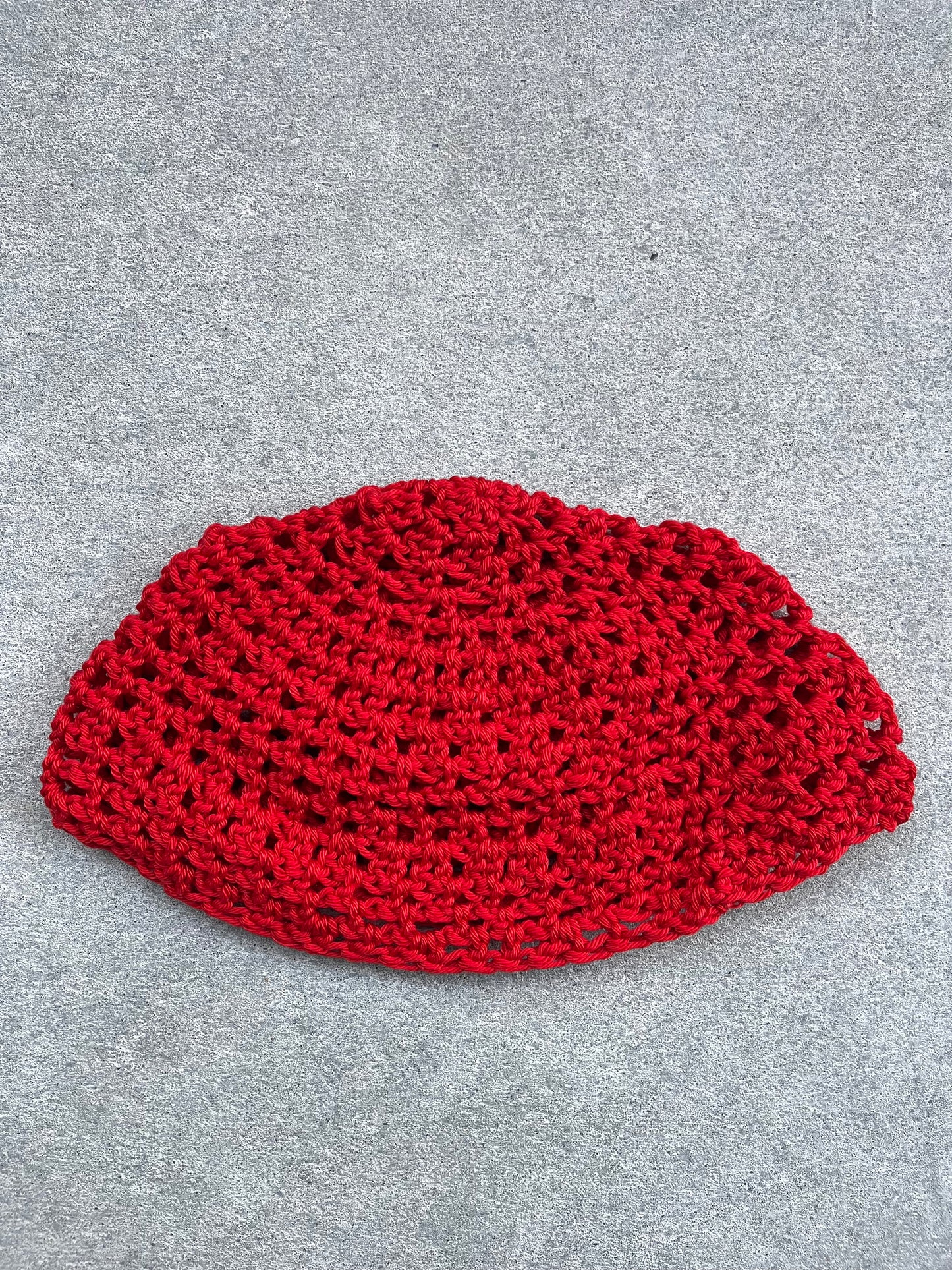 Couvre-chef rouge